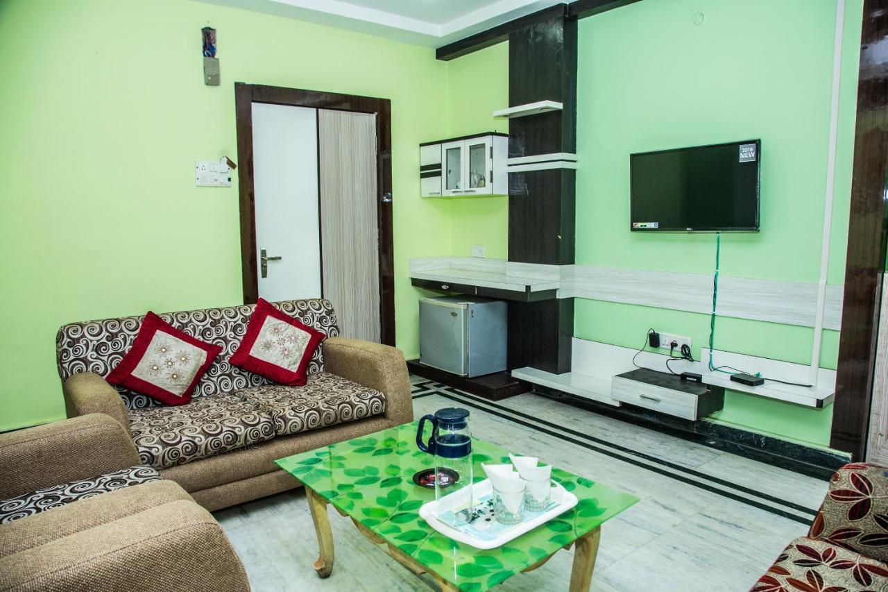 Oyo Somraj Regency Ξενοδοχείο Αγκαρτάλα Εξωτερικό φωτογραφία